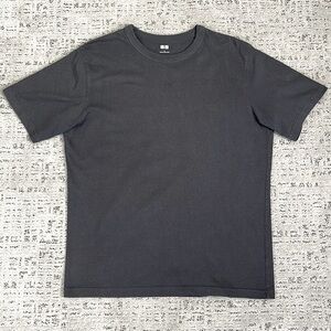 Uniqlo Crew Neck T-Shirt
